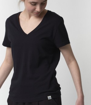 Women Merz B. Schwanen WVT01 V-neck T Shirts Black | MERZ9062481