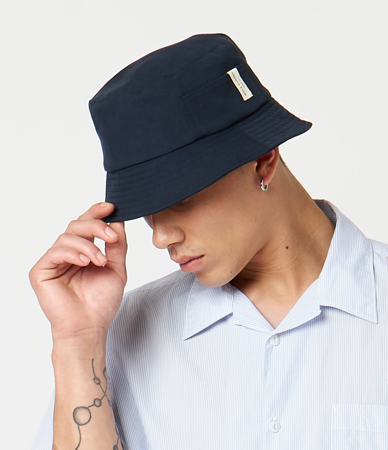 Men Merz B. Schwanen BH03 Bucket Hats Navy | MERZ5319874