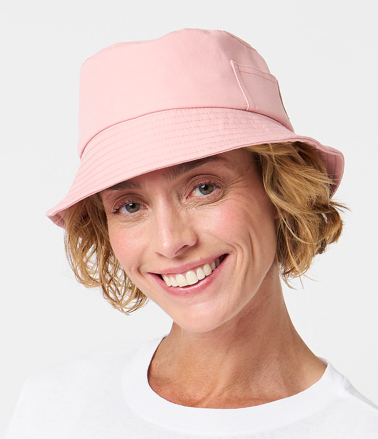 Women Merz B. Schwanen BH03 Bucket Hats Coral | MERZ1430275